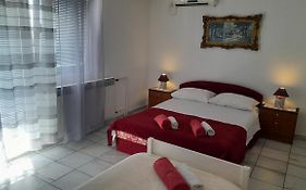 Apartmani Tomislav